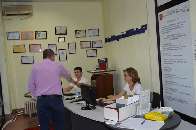 Centrul de înscrieri și referințe