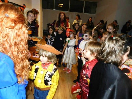 American Corner a făcut “Petrecere de Halloween”!