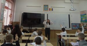 Citim, desenăm, cântăm – Portative muzicale