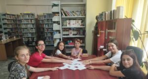 „Dacă aș fi… eu în cuvinte”- Activitate de autocunoaștere prin joc în bibliotecă