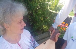 Tradițiile și Muzica