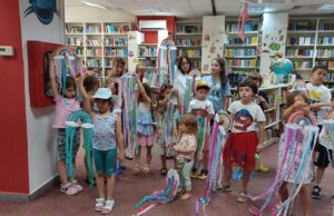 Atelier de zmeie colorate