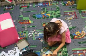 Degete istețe: construim jocuri puzzle